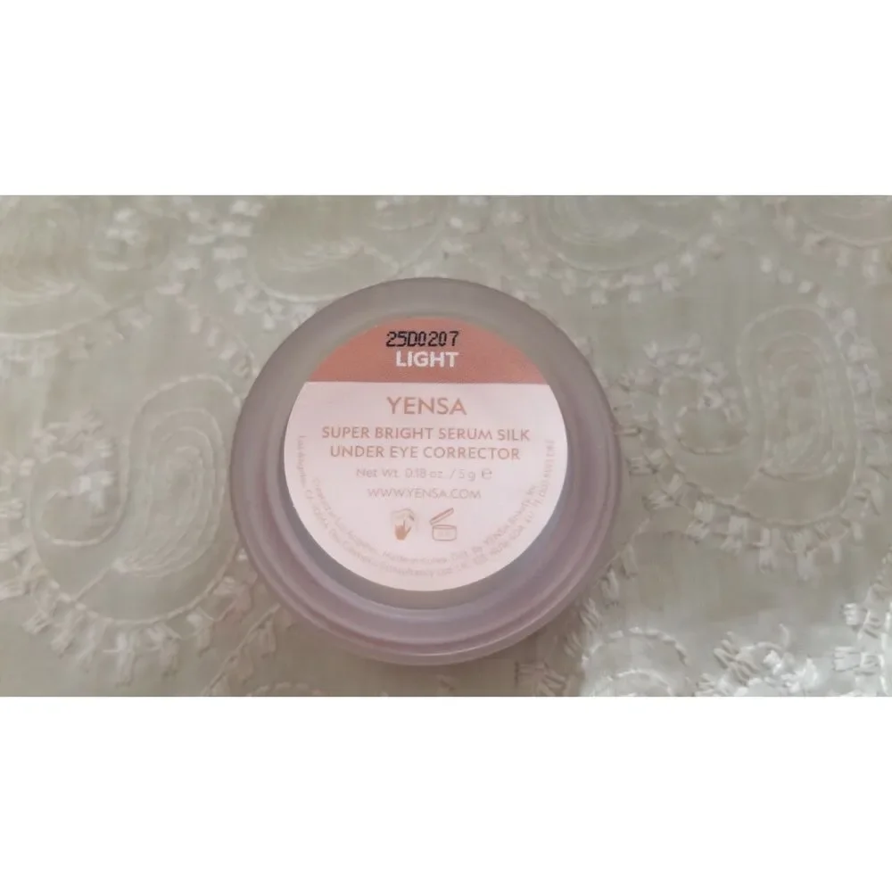 The Yensa Super Bright Serum Silk Under Eye Corrector in Light